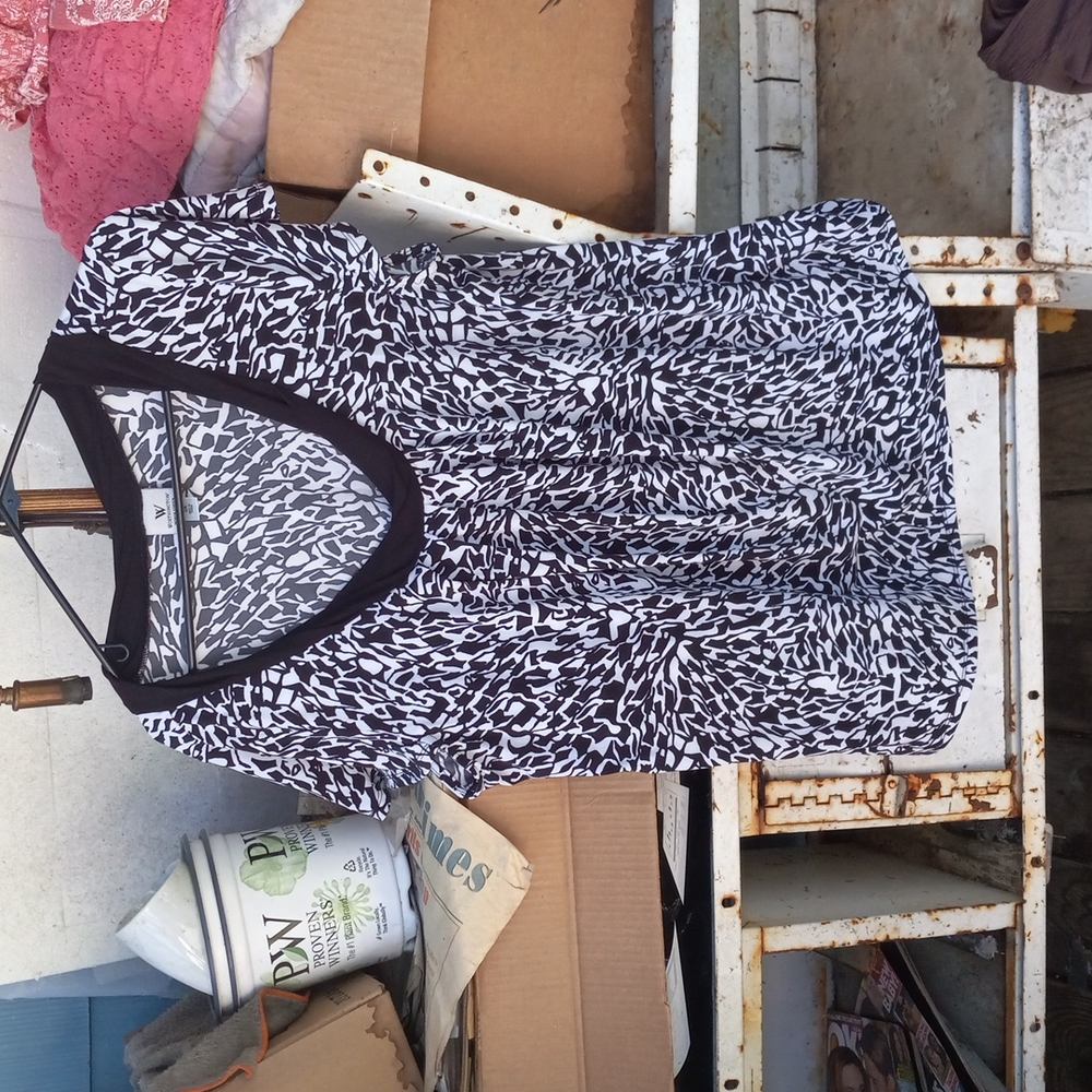 Worthington women size 2x plus ➕ short sleeve shirt